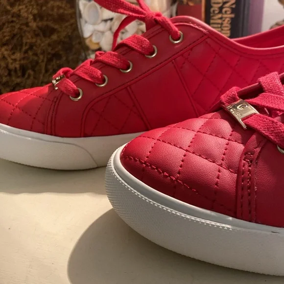 G by Guess red shoes - Picture 7 of 11